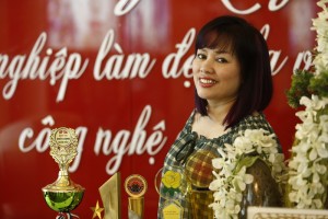 Chuyên gia thẩm mỹ Tô Thị Phượng được mệnh danh là “Bàn Tay Vàng” trong ngành thẩm mỹ và làm đẹp ở Việt Nam 