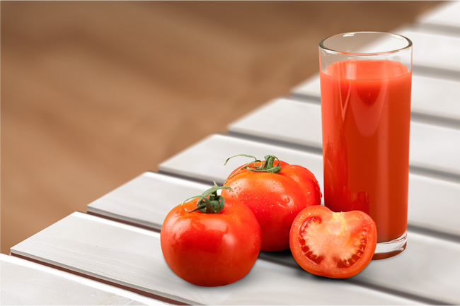 Nước ép cà chua có rất nhiều tác dụng, trong đó có khả năng chống lão hóa rất tốt