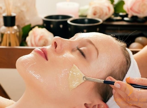 Massage - Cách làm căng da mặt với dầu dừa đơn giản nhất